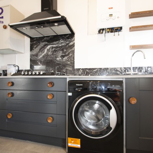 Flat 2, 242 Newport Road 