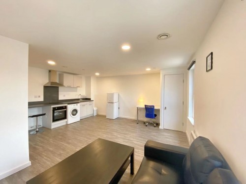  FLAT 5, CAERFELIN STUDENT ACCOMMODATION CRWYS ROAD - Cardiff Letting Agents